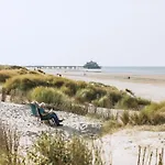 Apartment Beaufort 76 With Two Terraces By Interhome Apartamento Blankenberge