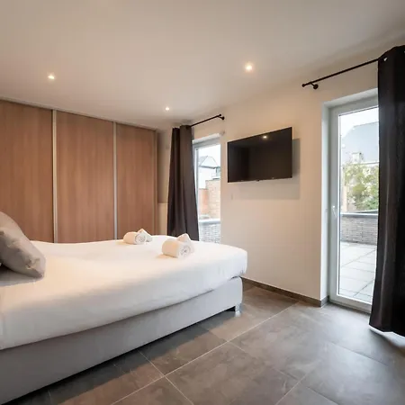 Apartment Beaufort 76 With Two Terraces By Interhome * Blankenberge