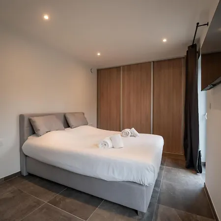 Apartment Beaufort 76 With Two Terraces By Interhome