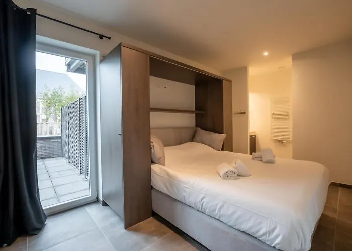 Apartment Beaufort 76 With Two Terraces By Interhome Blankenberge